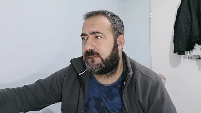 big_snakee's Live XXX Chat