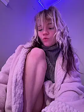 Cutiepiespanks' Live XXX Chat