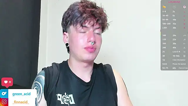 Green_acid01's Live XXX Chat