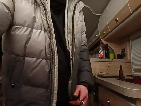 Ebinator666's Live XXX Chat