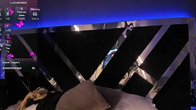 AmmyJones_ Live XXX Chat