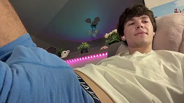 Jeremy1Scott's Live XXX Chat