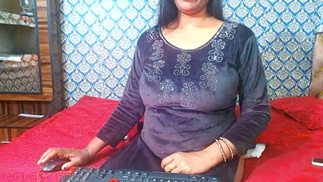 nikitahot3 লাইভ XXX চ্যাট