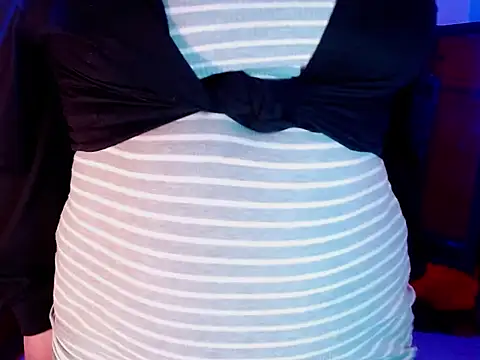 koning_moretti's Live XXX Chat