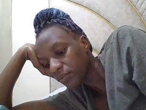 SimplyHer's Webcam Show