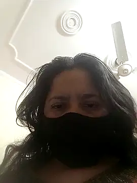 Webkamerová show hot_69monika