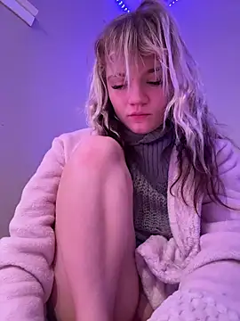 Cutiepiespanks: онлайн-секс-чат