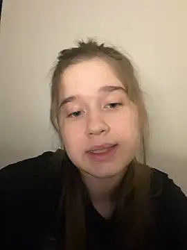 HornyGirlH live XXX chat