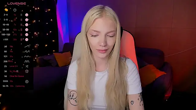 Chat XXX en directo de AnyaTaylor_