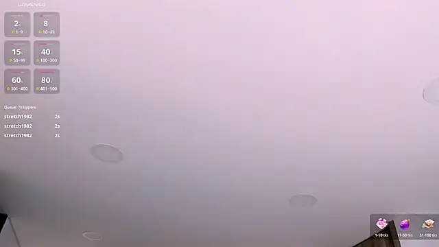 NikaVelvet1 即時 XXX 聊天