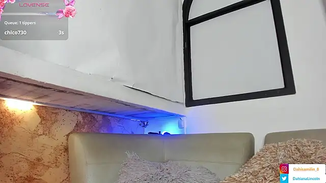 แชท XXX สดของ DahianaLincoln