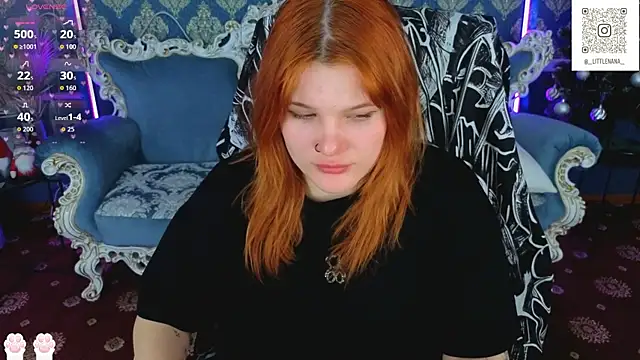 Clumsy_Nana's Live XXX Chat