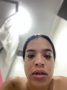 Czat XXX na żywo – JuanitaMore01