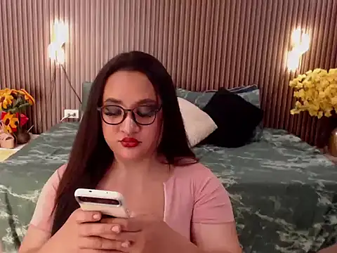 Chat XXX Live Hotcum_ella