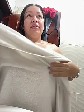 Онлайн чат XXX Lovelipsbig