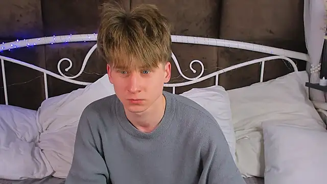 ScottPierce's Live XXX Chat