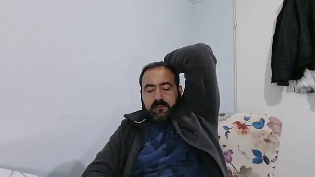 big_snakee: онлайн-секс-чат