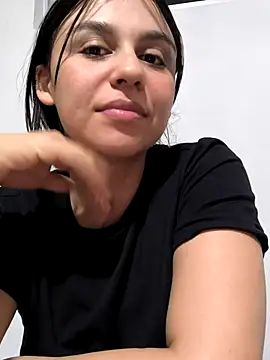 Daniela-rosee's Live XXX Chat