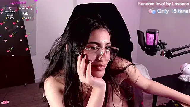 Czat XXX na żywo – ellie_jhx_