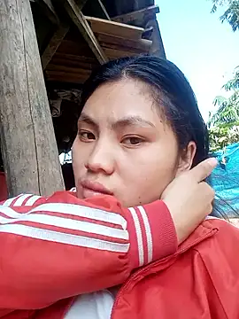 Czat XXX na żywo – Hilary-123