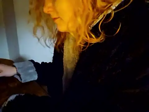 دردشة RawMiss الجنسية المباشرة