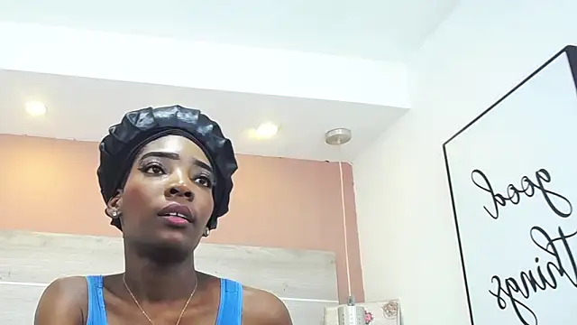 Chat +18 de AlexandraCambell ao vivo