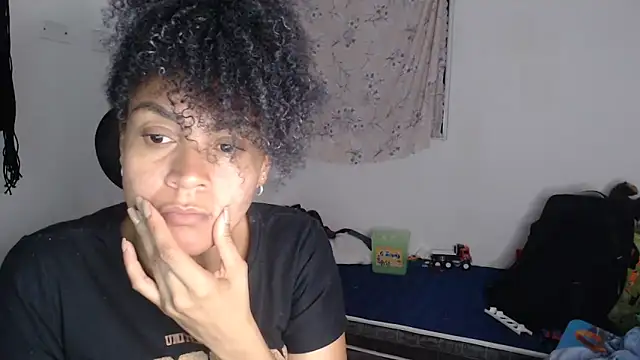 Czat XXX na żywo – shayna_cute