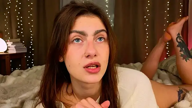 tomorrows_day's Live XXX Chat