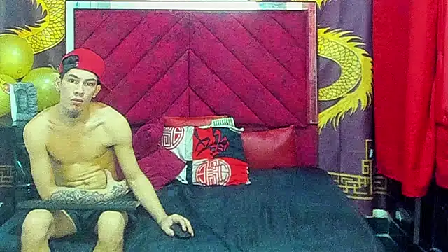 Pride_couple Adlı Modelin Canlı XXX Sohbeti