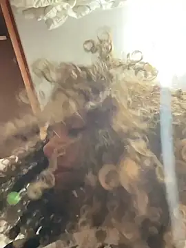 Belkaj Adlı Modelin Canlı XXX Sohbeti