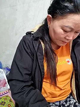 yoowwmr's Webcam Show