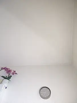 AMYRA_HOT Adlı Modelin Canlı XXX Sohbeti