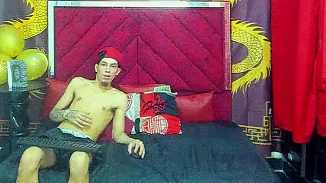 Pride_couple Adlı Modelin Canlı XXX Sohbeti