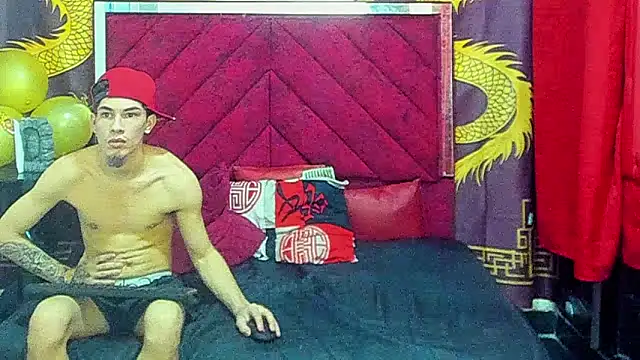 Pride_couple Adlı Modelin Canlı XXX Sohbeti