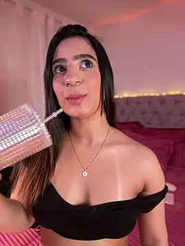 Chat +18 de Samantha_e2 ao vivo