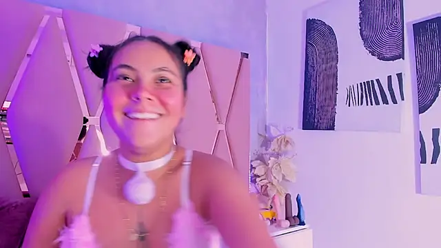 Chat XXX en directo de Emily_Black1