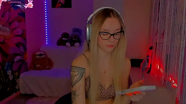 Chat +18 de LilKittyX ao vivo