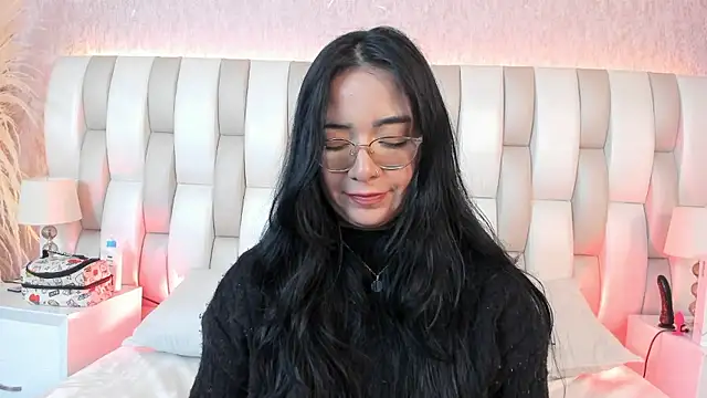 Chat XXX en directo de Ari_lynn_