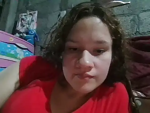 Jessy2000NS Adlı Modelin Canlı XXX Sohbeti