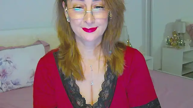 Chat XXX en directo de Tyana40