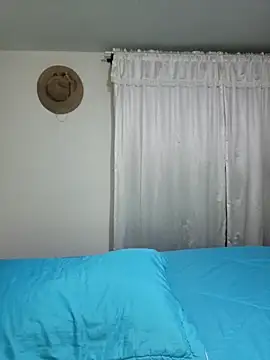 Chat +18 de Gina_Myers ao vivo