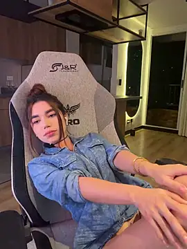 carolynnetrujillo 在線直播表演