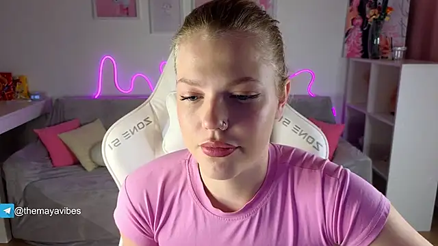 Maya_Rave's Live XXX Chat