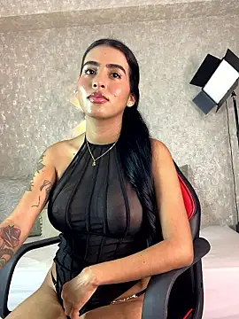 genesissara Adlı Modelin Canlı XXX Sohbeti