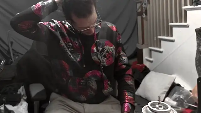 MasterDaddyCool Adlı Modelin Canlı XXX Sohbeti