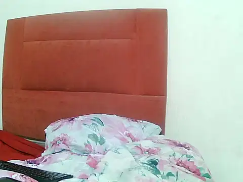 FreakyMamasitaのライブXXXチャット