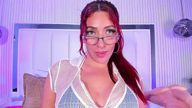 naughty_flower18 Chat XXX in diretta