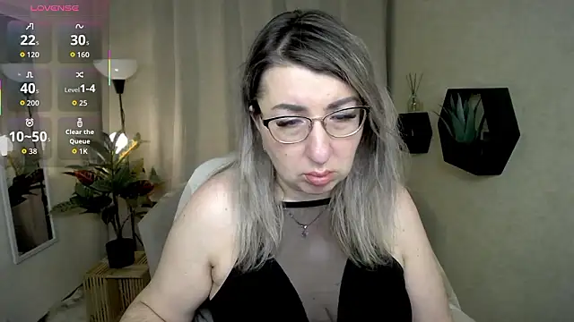 Chat XXX en directo de KKMimiKK