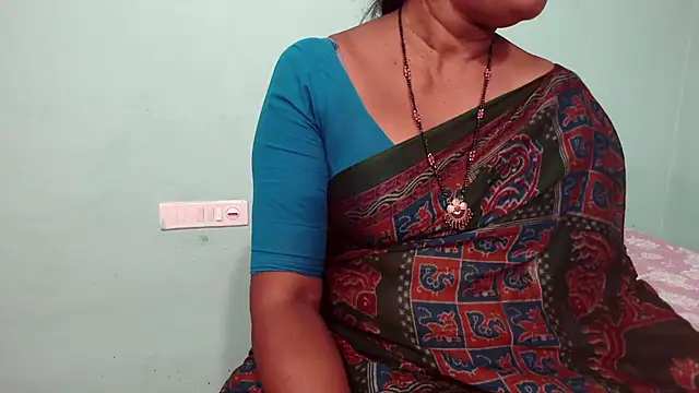 Chat XXX en directo de shrutitelugu69