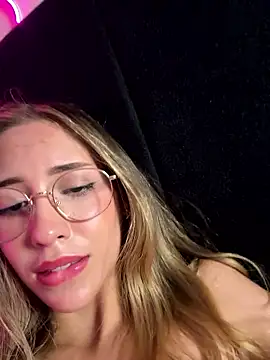 fanyabbey's Live XXX Chat